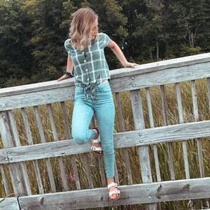 Meet your Posher, Layla